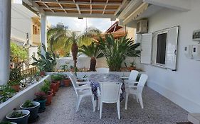 Alexandros Cosy House For Family Vacation